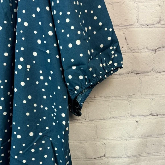 BloomChic Teal Polka Dot Balloon Sleeve Blouse Plus Size 5X 28 - Picture 4 of 7